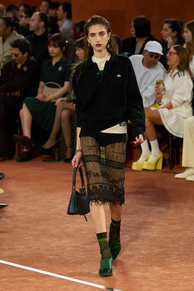 Look 44